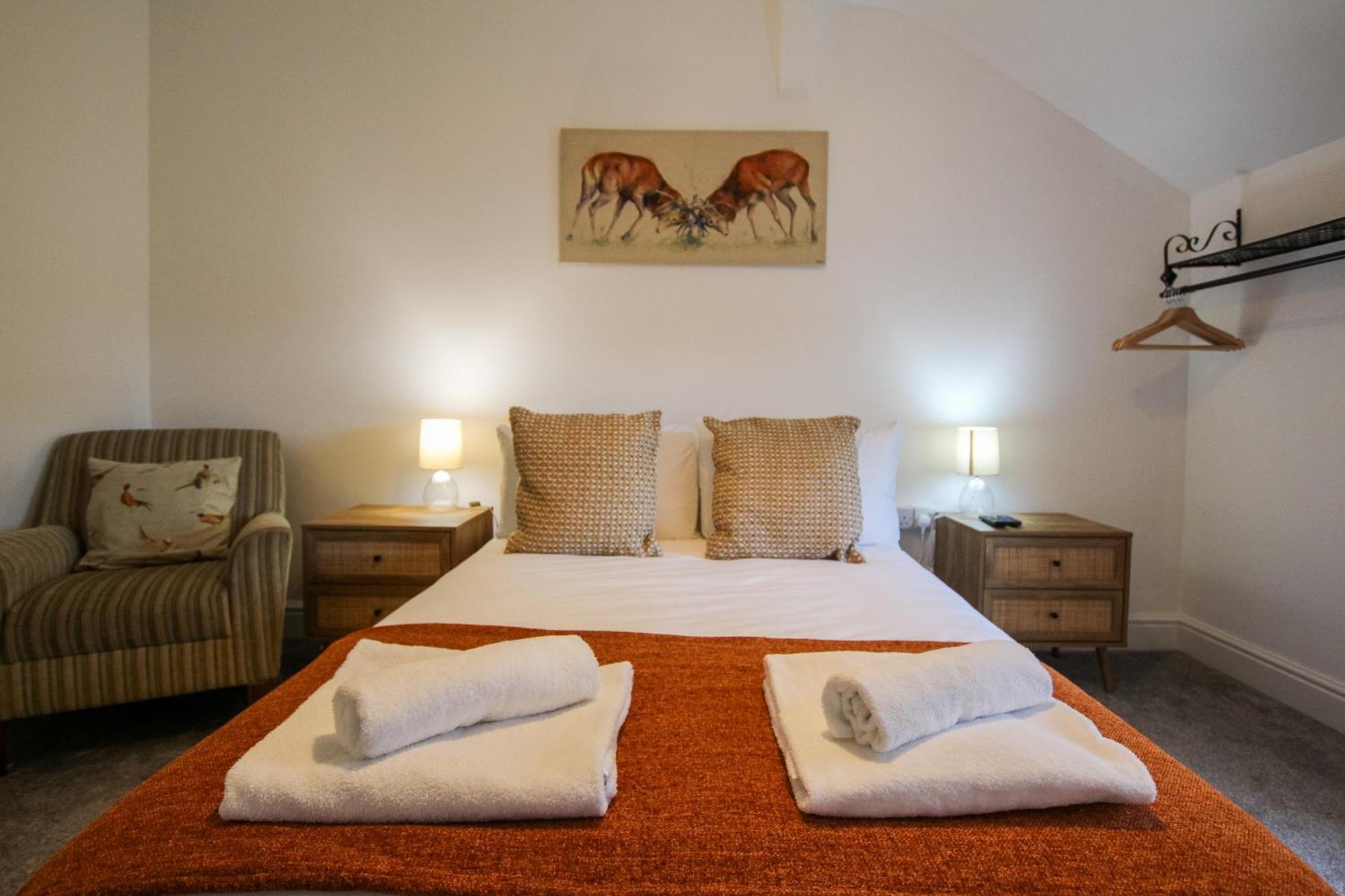 Fairways View - Spacious Apartment - Sleeps 6 - Lovely Views - By Rework Accommodation Hoylake Eksteriør bilde
